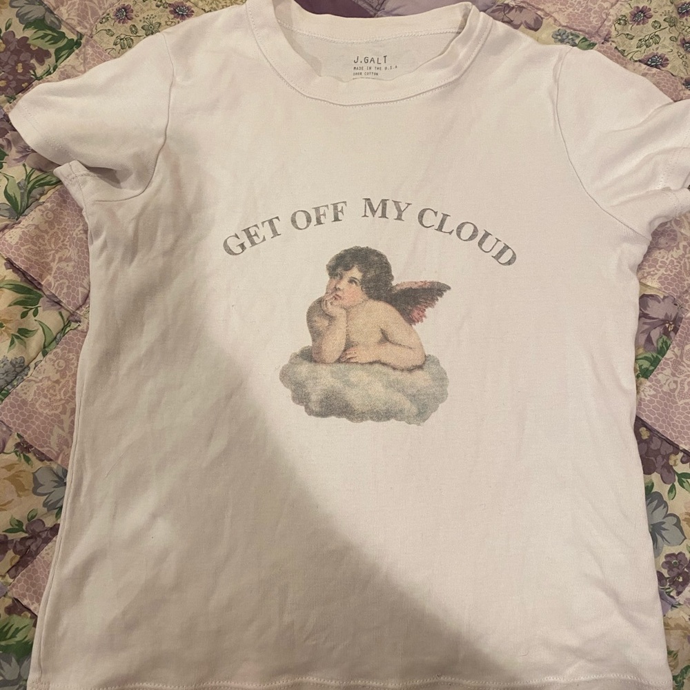 Brandy Melville Tshirt get off my cloud